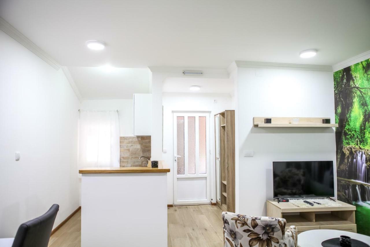Apartman Kaca Cetinje Esterno foto
