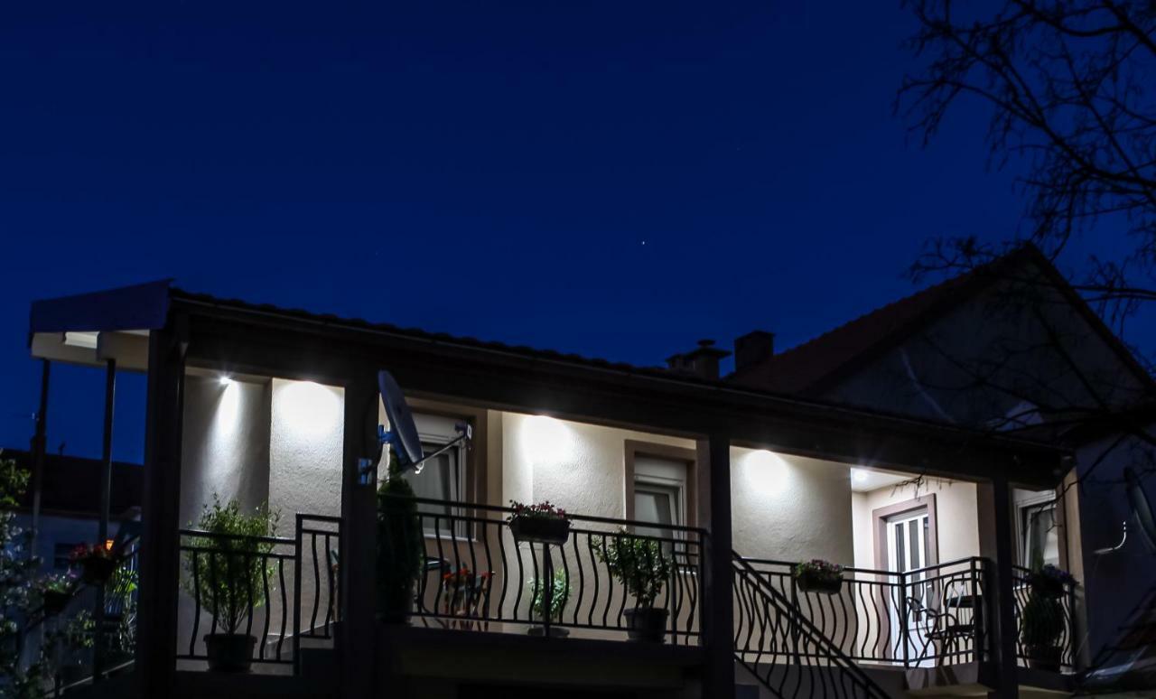Apartman Kaca Cetinje Esterno foto