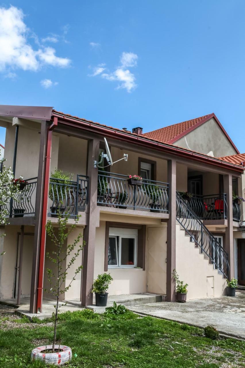 Apartman Kaca Cetinje Esterno foto